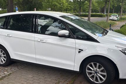 Ford S-Max 109.500 km 13.900 &euro; Eberswalde 16225