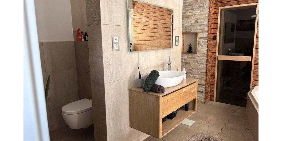 Bungalow Meinerzhagen - 3 Zimmer, 140 m&sup2;, 879.000&euro; | Angebot:26858207