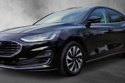 Ford Focus 15.511 km 25.900 € Illingen - Schützingen 75428