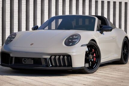 Porsche 992 9.900 km 209.900 &euro; Hofheim 65719