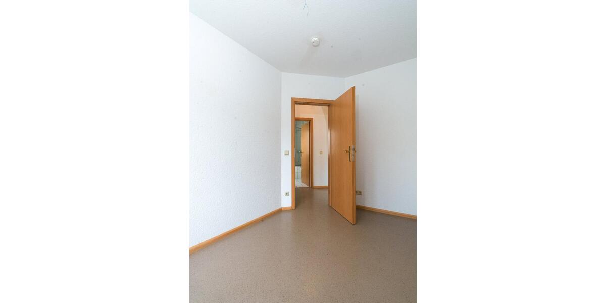 Hochparterre Saarbrücken West - 3 Zimmer, 75 m&sup2;, 179.000&euro; | Angebot:27003124