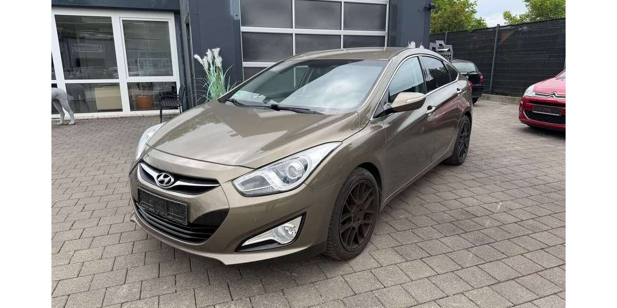 Hyundai i40 175.900 km 8.790 &euro; Großbottwar 71723