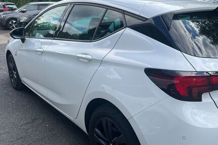 Opel Astra 52.000 km 14.900 &euro; Wiesbaden 65197
