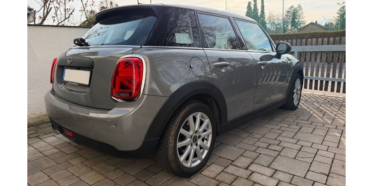 Mini ONE 47.500 km 14.900 &euro; Pullach 82049