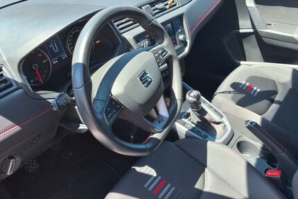 Seat Arona 68.296 km 15.900 &euro; Rehlingen-Siersbug 66780