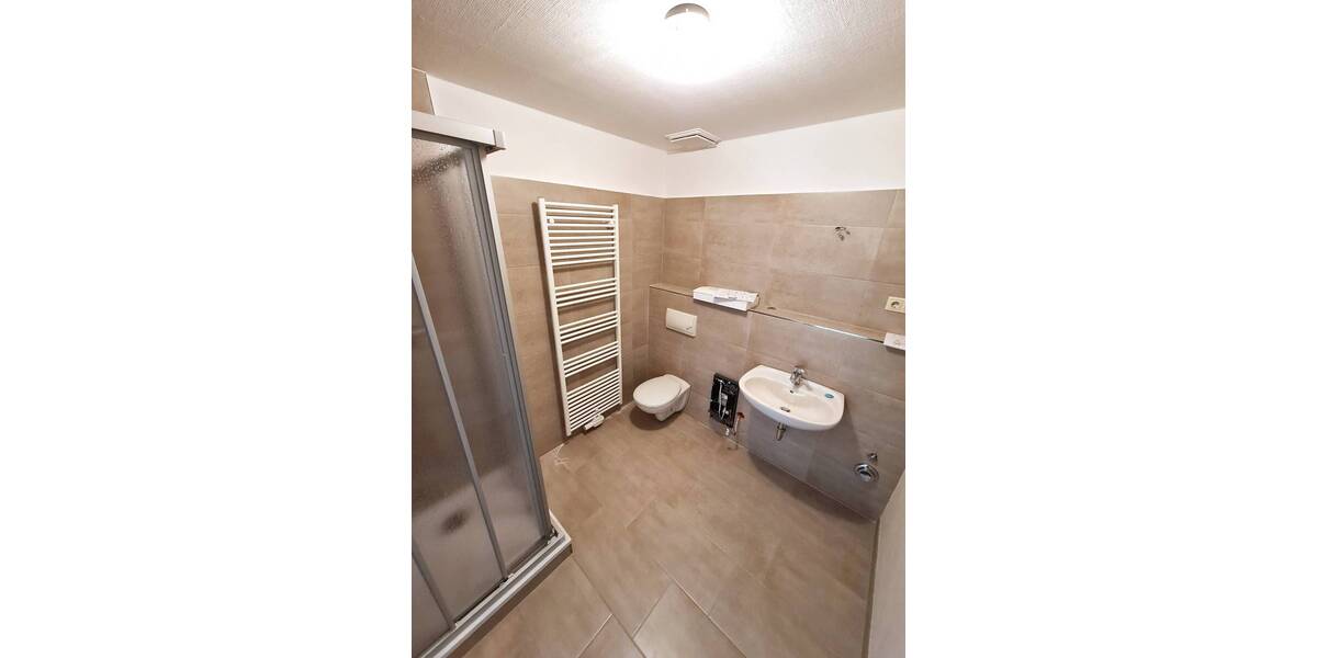 Zimmer Löbau Altlöbau - 4 Zimmer, 110 m&sup2;, 660&euro; | Angebot:26118089