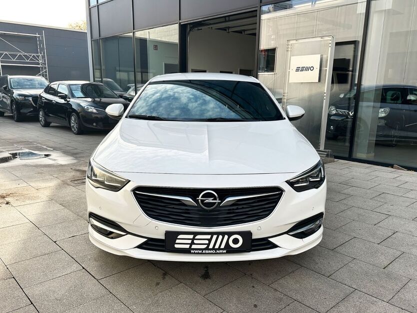 Opel Insignia 198.007 km 10.900 € Oberhausen 46149