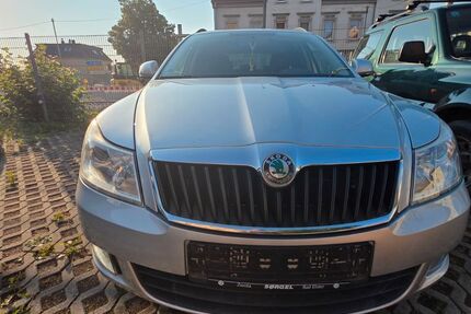 Skoda Octavia 195.000 km 2.200 &euro; zwickau 08064