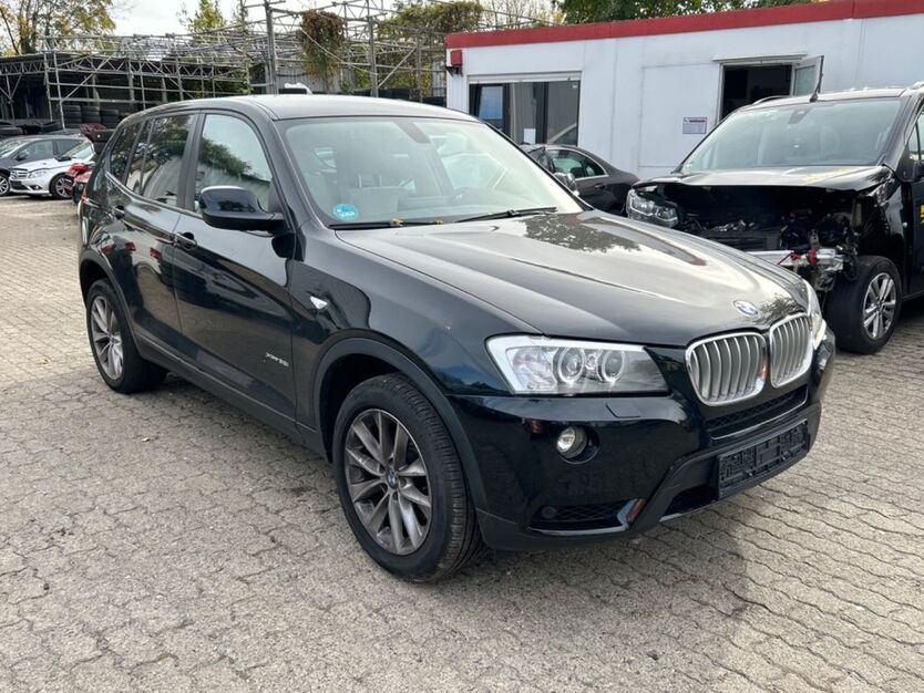 BMW X3 90.017 km 17.900 € Berlin 14167