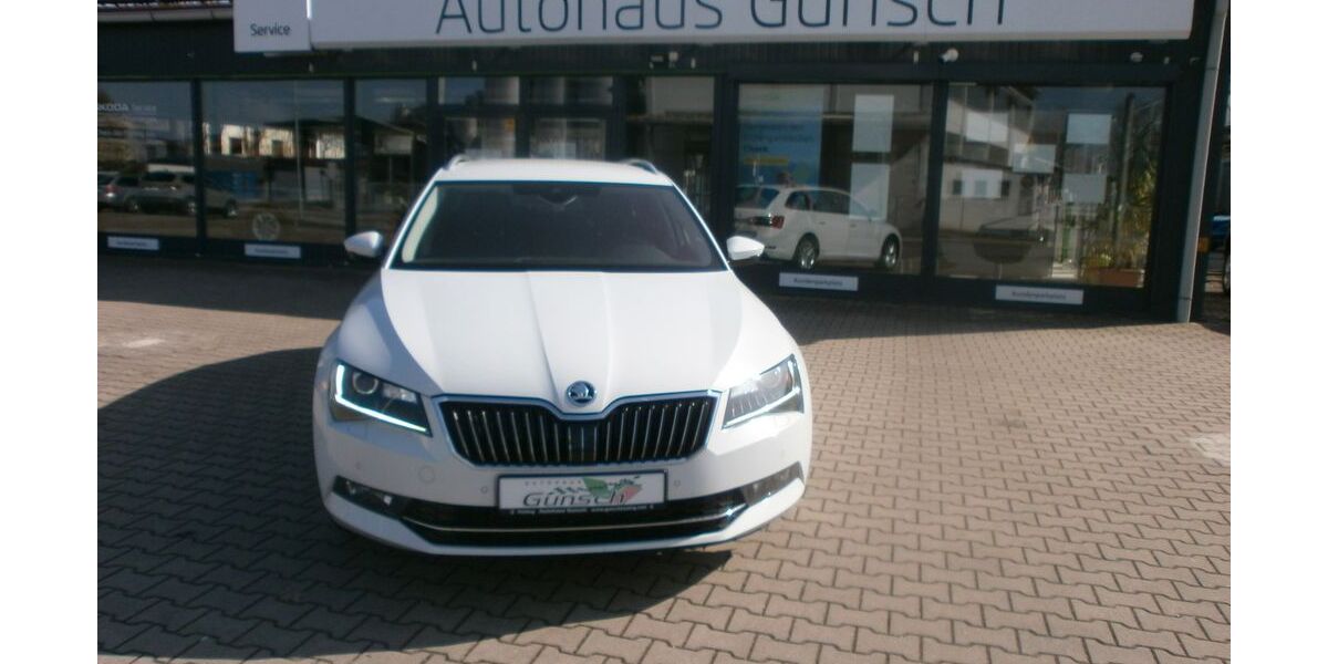 Skoda Superb 216.680 km 12.900 &euro; Peiting 86971