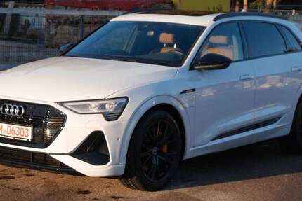 Audi e-tron 6.050 km 47.500 &euro; Postbauer-Heng 92353