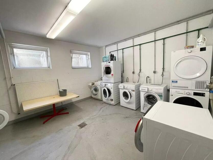 Schön geschnittene, sonnige 2-Zimmer-Wohnung in Homburg-Erbach zimmer