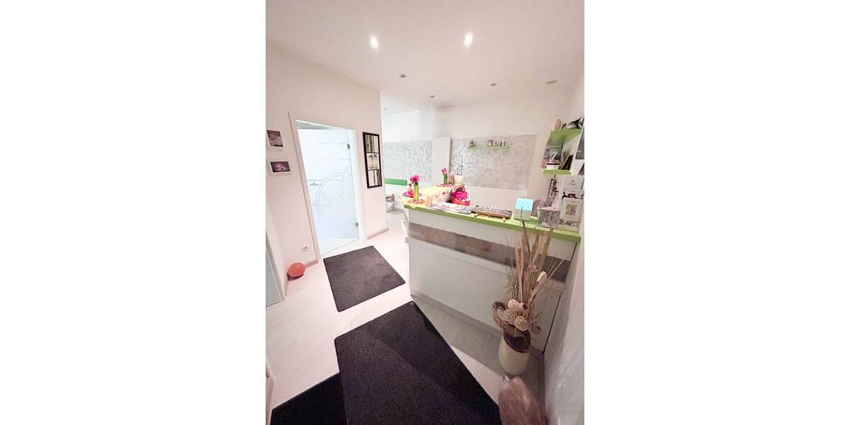 Gewerbeobjekt Meeder - 1 Zimmer, 157 m&sup2;, 599.000&euro; | Angebot:25819127