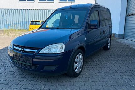 Opel Combo 241.825 km 1.990 &euro; Berlin 13088