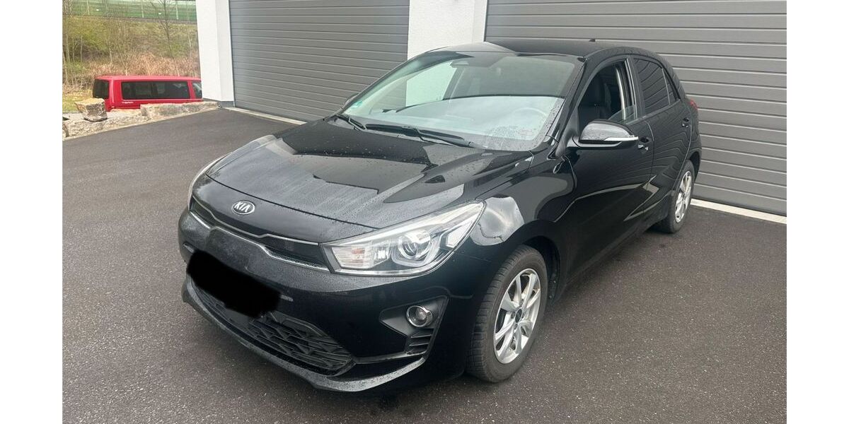 Kia Rio 49.300 km 11.800 &euro; Laufach 63846