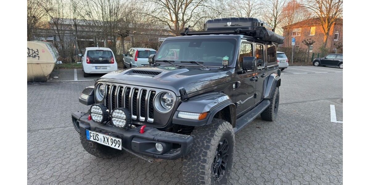 Jeep Gladiator 67.200 km 56.980 &euro; Merenberg 35799