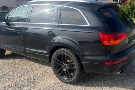 Audi Q7 280.000 km 3.999 &euro; Furth 84095