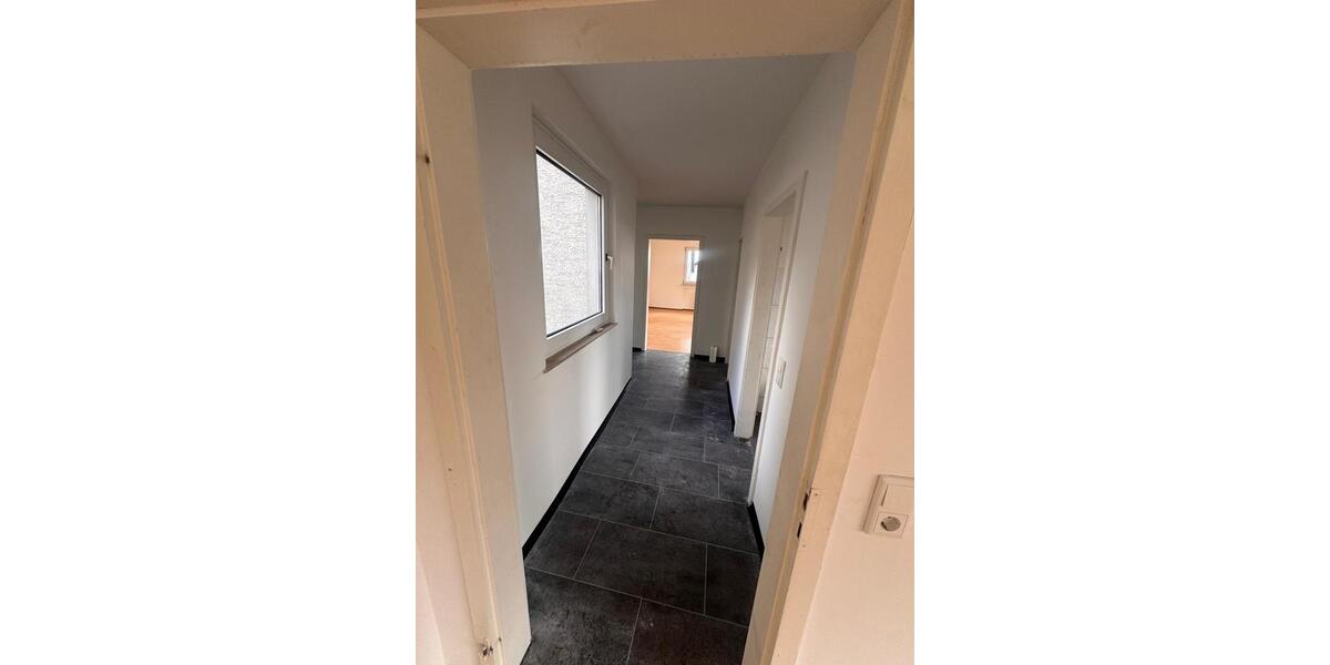 Erdgeschoßwohnung Ober-Olm Olm - 3 Zimmer, 105 m&sup2;, 1.400&euro; | Angebot:25649007