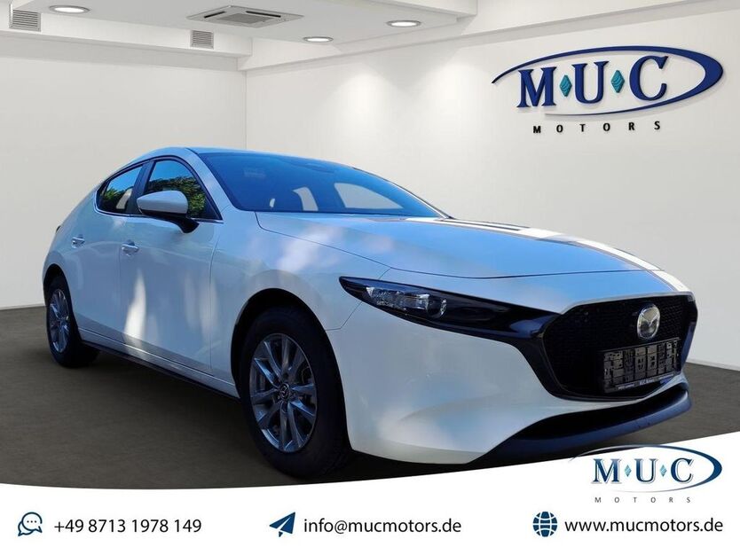 Mazda 3 23.380 km 22.490 € Landshut 84030