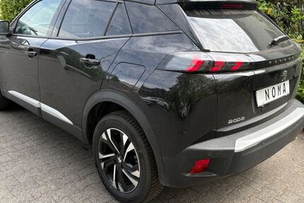 Peugeot 2008 160.973 km 12.495 &euro; Frankfurt am Main 60389