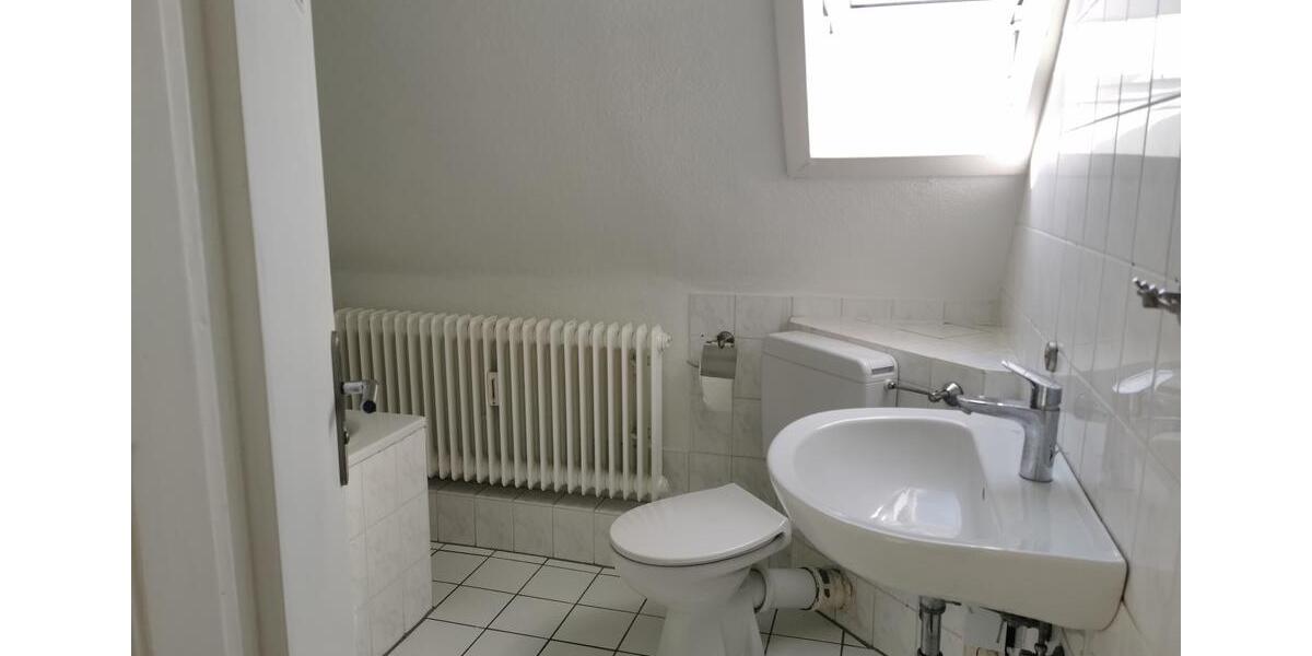 Dachgeschoßwohnung Remscheid Lüttringhausen - 2 Zimmer, 57 m&sup2;, 550&euro; | Angebot:25922819