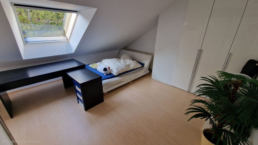 Provisionsfrei* 1-2-Familienhaus in Bestlage - 1.404 m² Grundstück mit weiterem Baurecht - Einfamilienhaus Rödental | Angebot:27005881