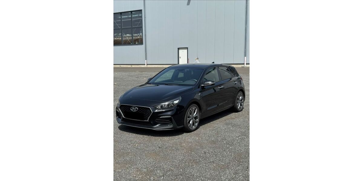 Hyundai i30 137.514 km 12.499 &euro; Großlittgen 54534