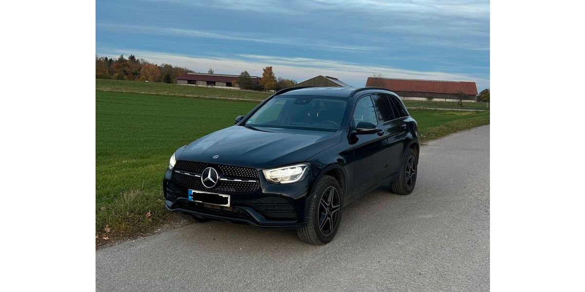 Mercedes-Benz GLC 300 43.000 km 34.999 &euro; Langenbach 85416