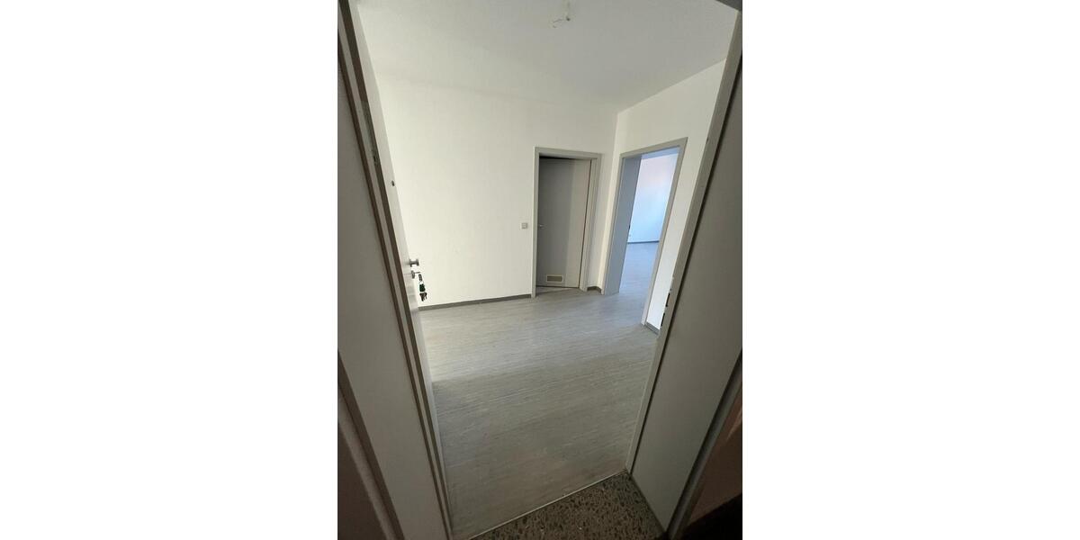 Etagenwohnung Naila - 2 Zimmer, 64 m&sup2;, 380&euro; | Angebot:24474417