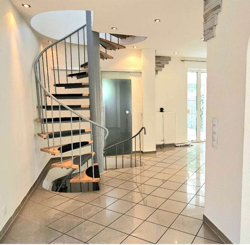 Haus zum Kaufen in Essen 249.000 € 86.83 m² 3 zimmer