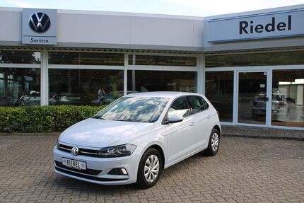 VW Polo 68.465 km 13.490 € Dobbertin 19399