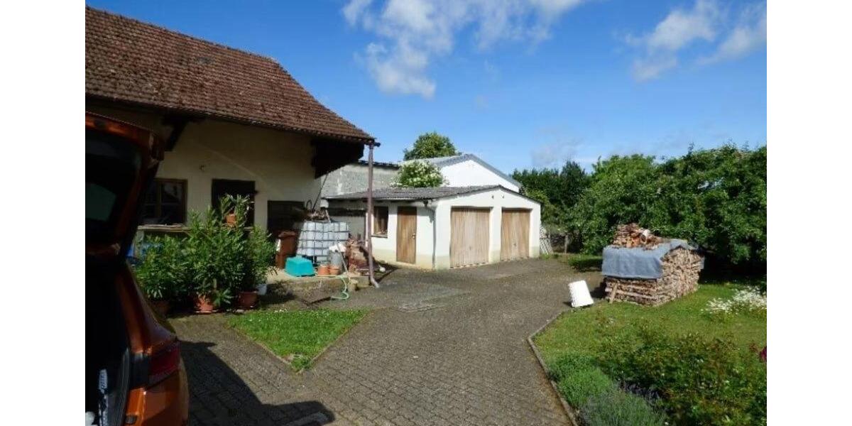 Einfamilienhaus Pollenfeld - 7 Zimmer, 174 m&sup2;, 450.000&euro; | Angebot:26479171