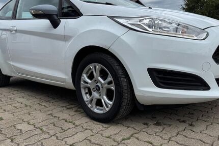 Ford Fiesta 124.650 km 5.899 &euro; Nordhausen 99734