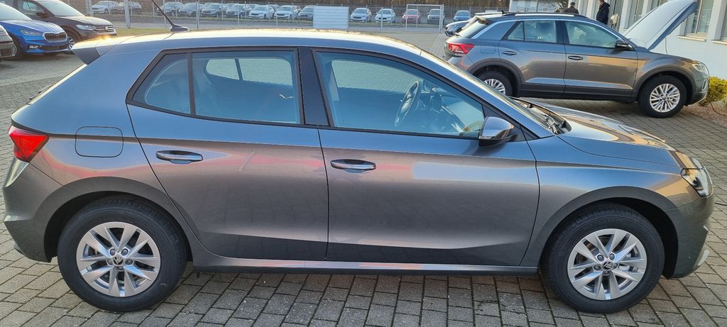 Skoda Fabia 13.500 km 18.990 &euro; Braunschweig 38110