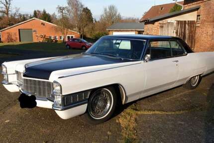 Cadillac Deville 999.999 km 31.500 € Zeven 27404