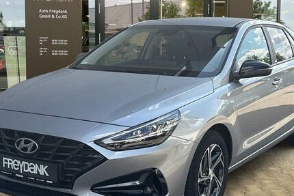 Hyundai i30 27.186 km 18.999 € Leipzig 04178