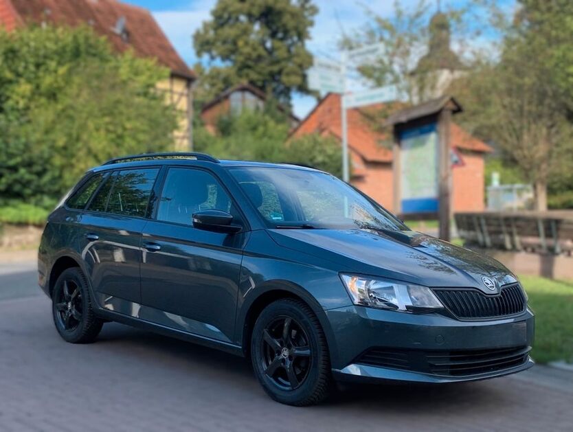 Skoda Fabia 104.200 km 10.999 € Beienrode bei Göttingen 37130