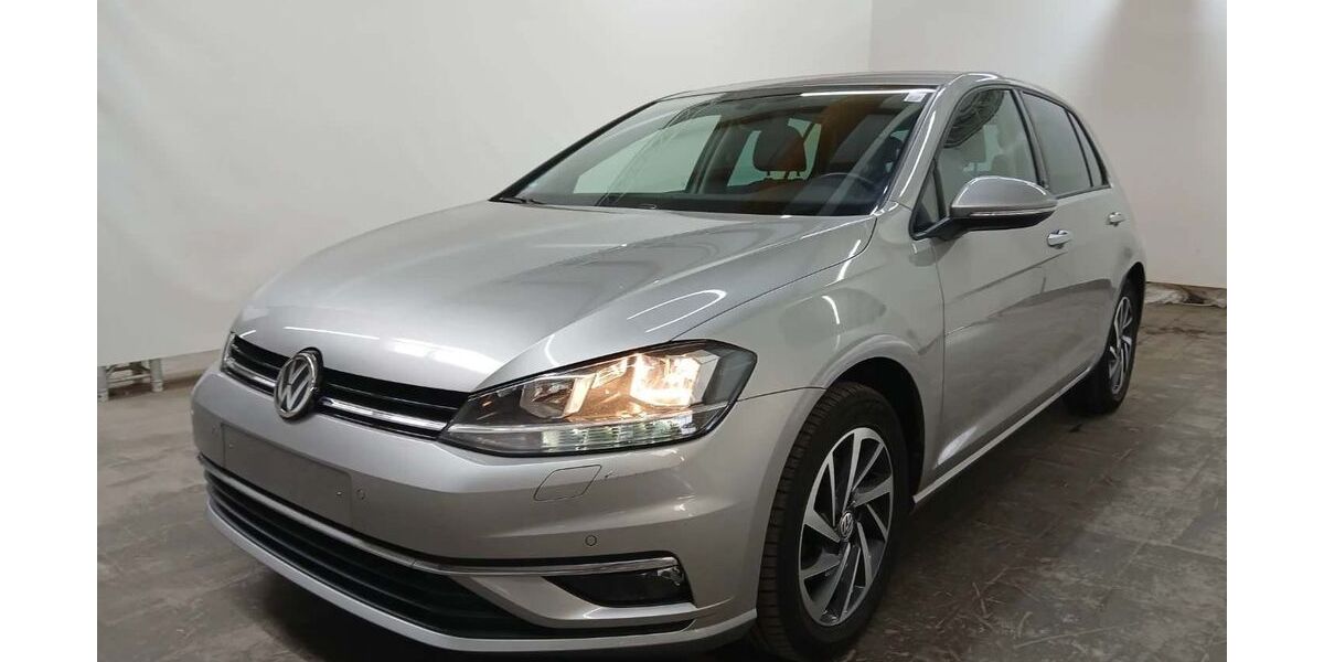 VW Golf 108.000 km 14.480 &euro; Rheinbach 53359