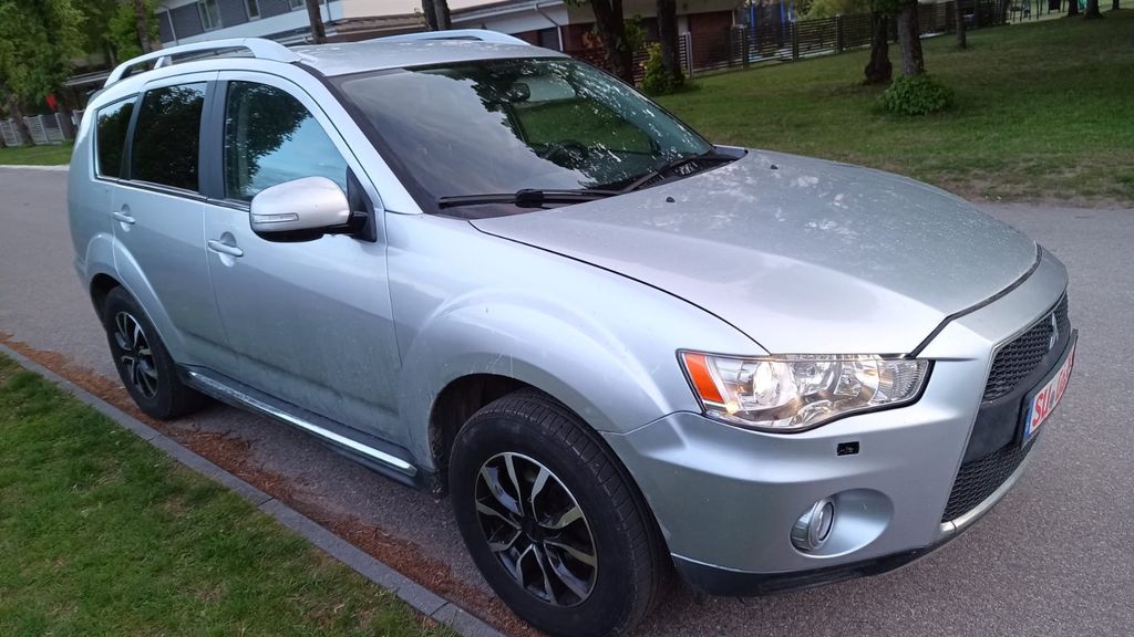 Mitsubishi Outlander 124.000 km 5.900 &euro; Oberpleis 53639
