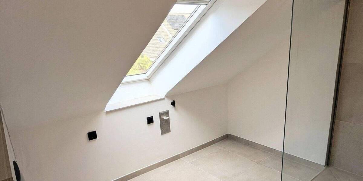 Etagenwohnung Lohmar - 3 Zimmer, 92 m&sup2;, 345.000&euro; | Angebot:26330512