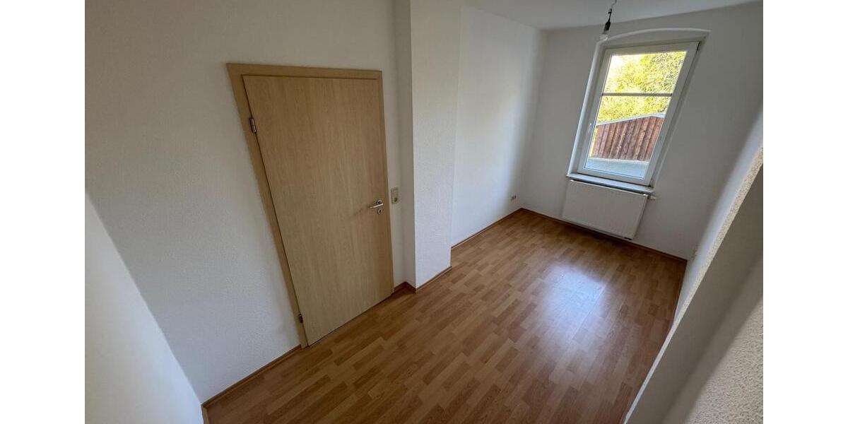 Etagenwohnung Gera Debschwitz - 3 Zimmer, 80 m&sup2;, 560&euro; | Angebot:26380197