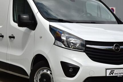 Opel Vivaro 136.432 km 11.399 &euro; Geldern 47608