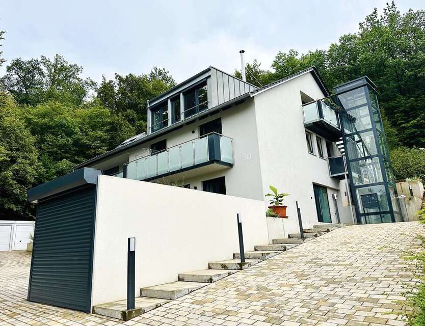 Wohnung zum Kaufen in Annweiler 299.000 € 99 m²