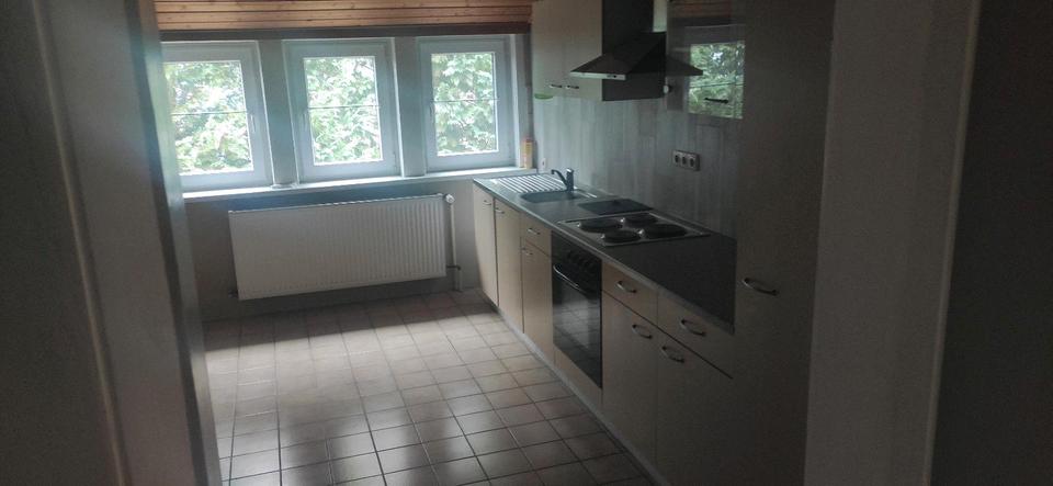 Dachgeschoßwohnung Bergen - 3 Zimmer, 73 m&sup2;, 400&euro; | Angebot:25496019