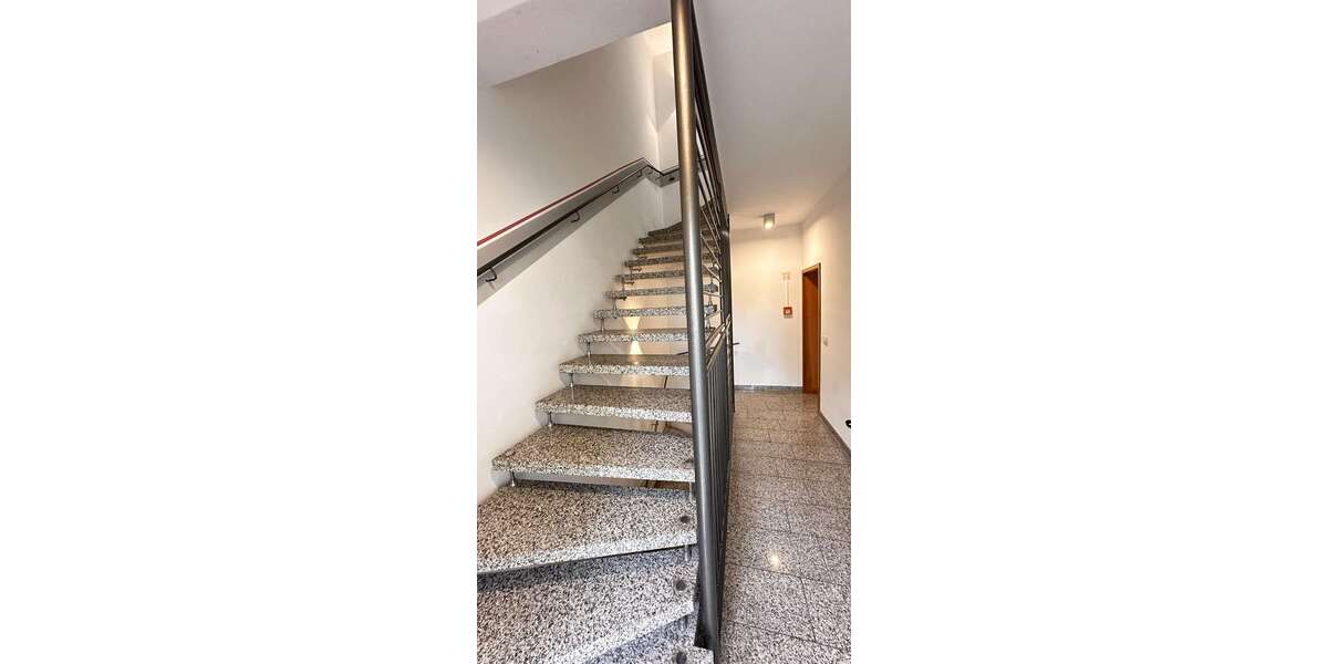 Etagenwohnung Heidenau - 2.5 Zimmer, 53 m&sup2;, 680&euro; | Angebot:27033333