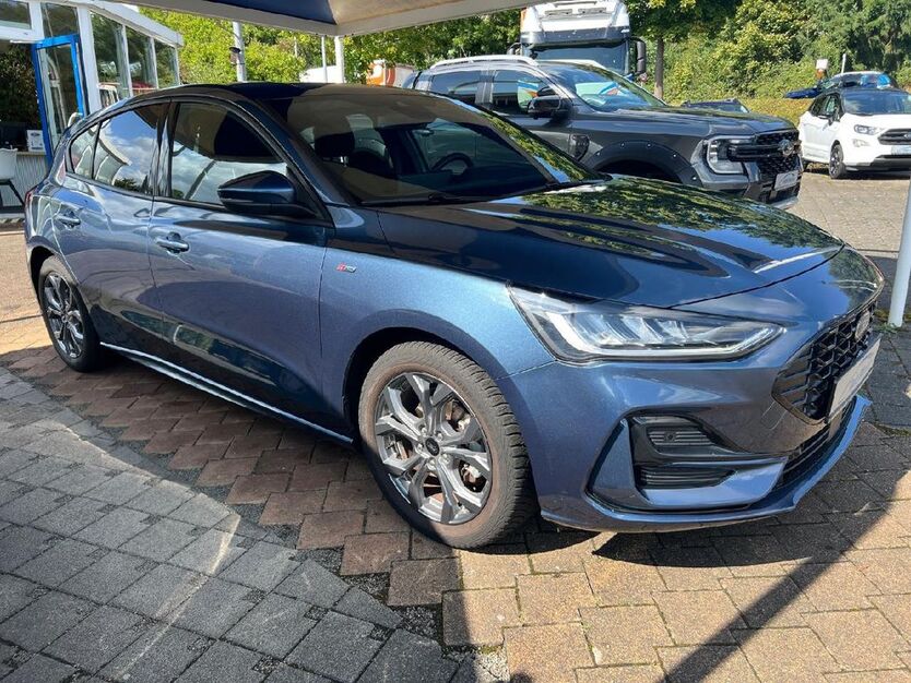 Ford Focus 26.200 km 22.490 € Neunkirchen 66539