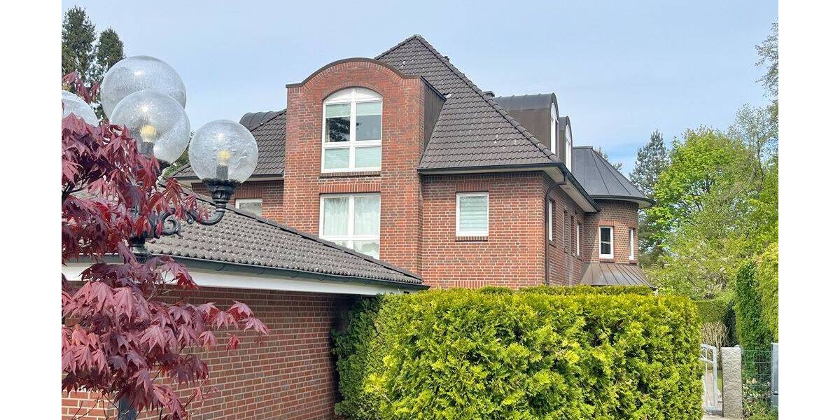 Etagenwohnung Hamburg Wellingsbüttel - 4 Zimmer, 121 m&sup2;, 2.230&euro; | Angebot:26438521