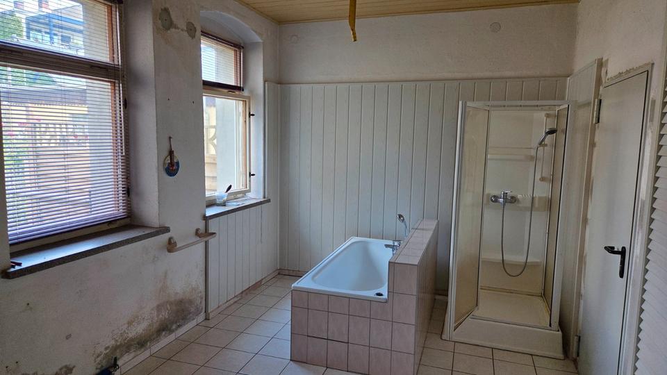 Reihenhaus Crimmitschau - 6 Zimmer, 103 m&sup2;, 70.000&euro; | Angebot:27085582