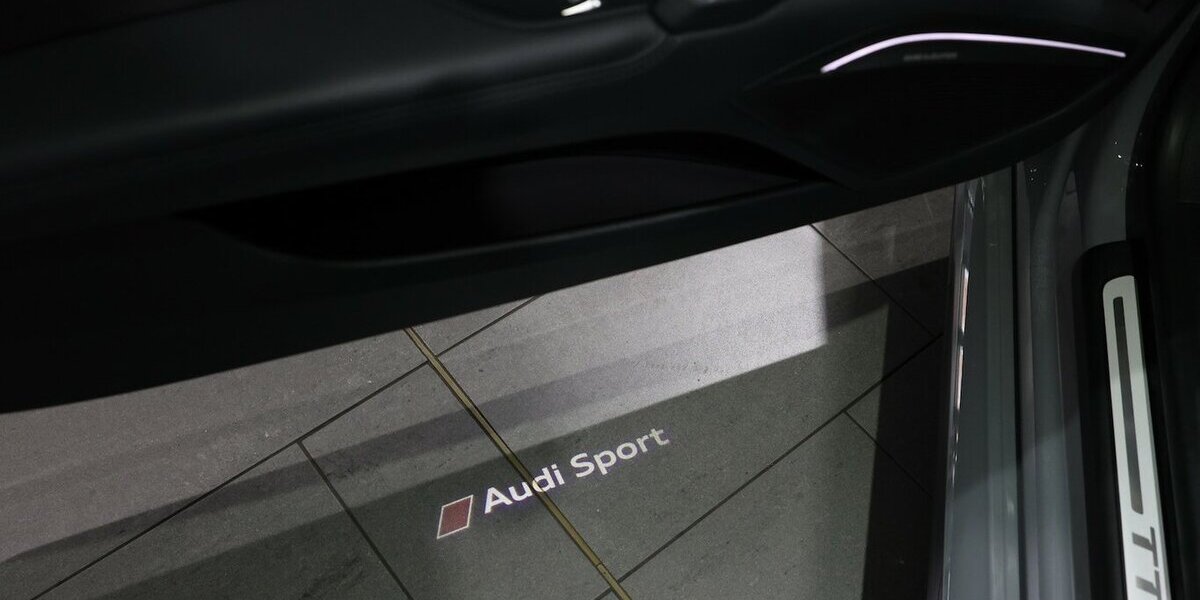 Audi TT RS COUPE 2.5 TFSI QUATTRO NARDO+BLACK+GOLD 40.000 km 55.555 &euro; Hamm 59077