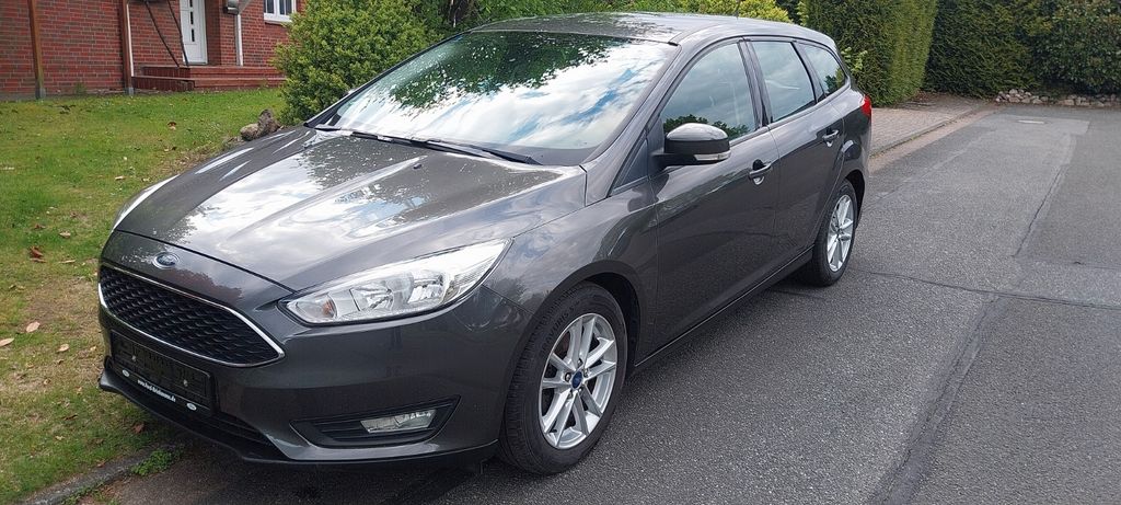Ford Focus 121.782 km 7.450 &euro; Ahlerstedt 21702